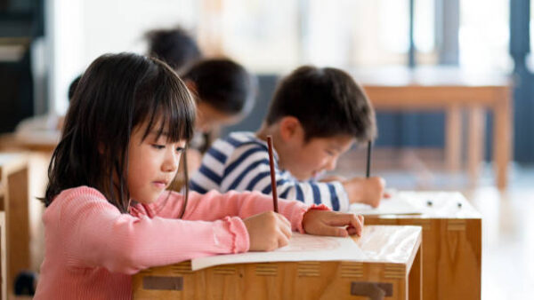 バイリンガルのデメリット？！日本語も英語も両立できる子どもを育てるには！